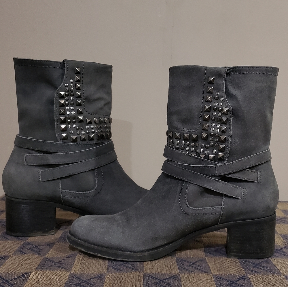Vince Camuto boots